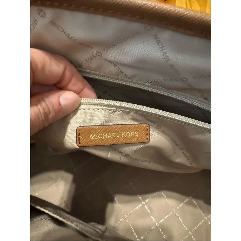 Michael Kors Jet Set Travel Large Drawstring Voyager Tote Bag Tan Brown